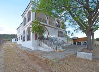 Chalet  Carretera de sierra de fuentes cáceres. Chalet en venta en cáceres. chalet en venta en sierra de fuentes
