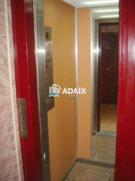 Foto 4dc1291b-6d43-4398-936f-83f49a019815. Pis amb calefacció a Centro Cáceres