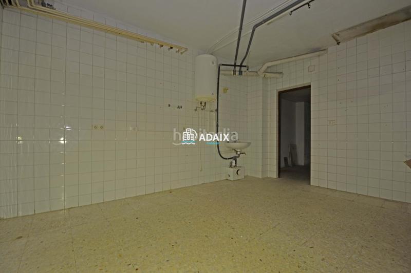 Foto dd1d8104-e17b-4f62-bf35-693ee9f1d493. Rent business premise in Centro Cáceres