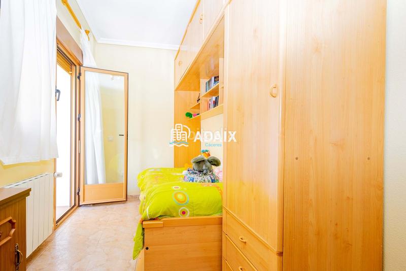 Foto d0a4c8e0-4757-40d5-98c0-3514d6a1e5d5. Casa a schiera con riscaldamento parcheggio in Casco Antiguo Cáceres