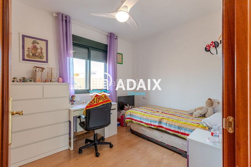 Foto 4da24daf-2ac5-4ee2-83a9-95c95d21841d. Casa amb calefacció aparcament a Montesol - Mejostilla Cáceres