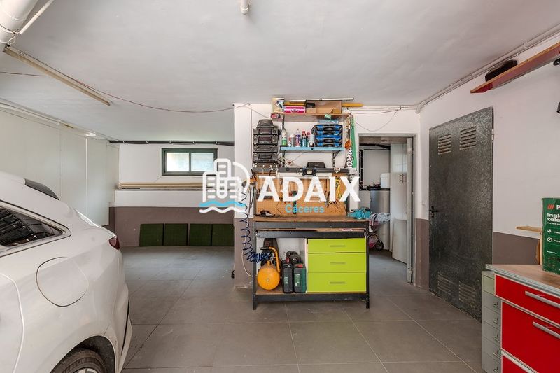 Foto f0306e28-4b53-4872-ae39-a796ca2988b5. Casa amb calefacció aparcament a Montesol - Mejostilla Cáceres