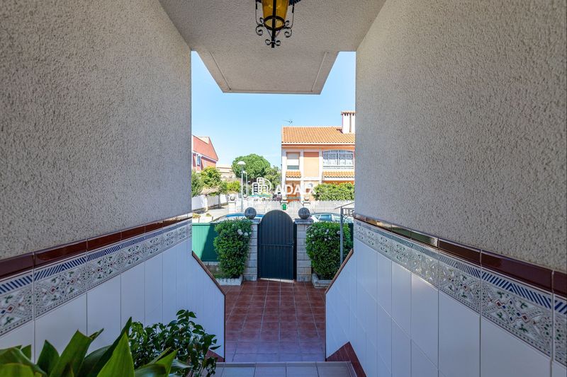 Foto df9d4acc-22b5-434e-b5cf-b5ebfe343df7. Casa amb calefacció aparcament piscina a Montesol - Mejostilla Cáceres