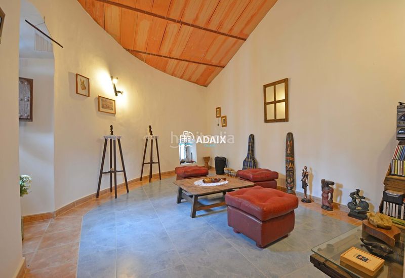 Foto bcade83e-81ee-45ff-abda-5d3d751e1fbb. Casa adossada a Montánchez