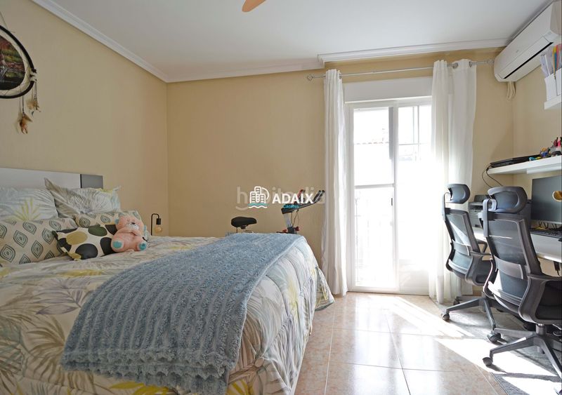 Foto 77f9a85b-0e5a-46a3-b38a-57338b213554. Casa adossada a nuevo Cáceres Cáceres