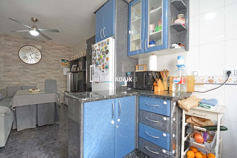 Foto f628bb78-1b7e-487c-a189-609e84d7d088. Casa adossada a nuevo Cáceres Cáceres