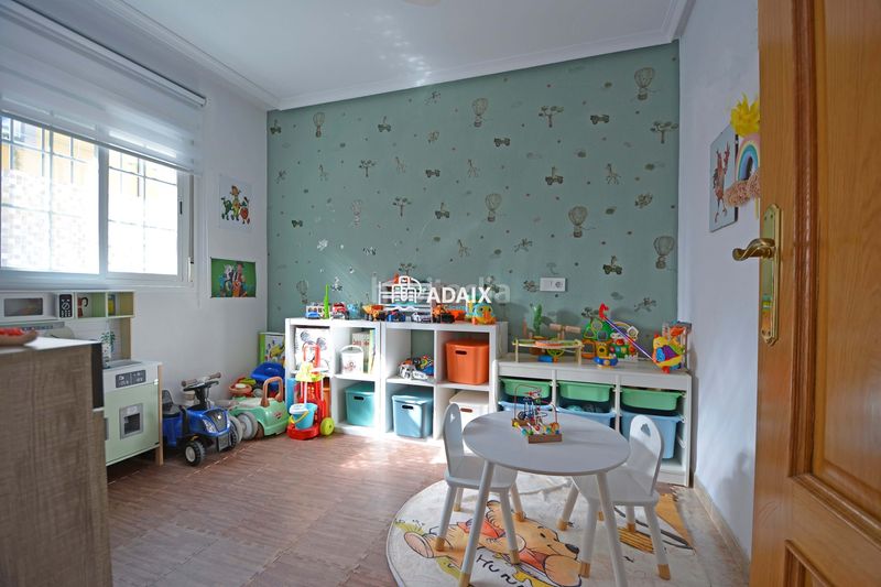 Foto f9b12b39-a5e4-45f6-a741-1b1cfc09921a. Casa adossada a nuevo Cáceres Cáceres