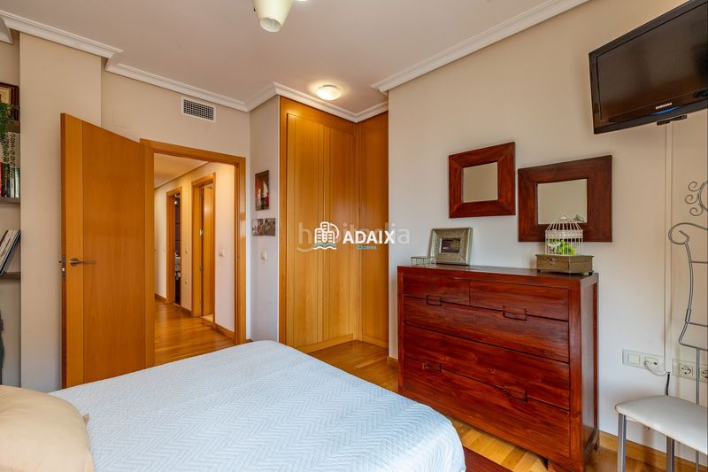 Foto 0d48cce1-9d09-4f9f-9ef2-1a240f8758e6. Pis amb calefacció aparcament piscina a Montesol - Mejostilla Cáceres