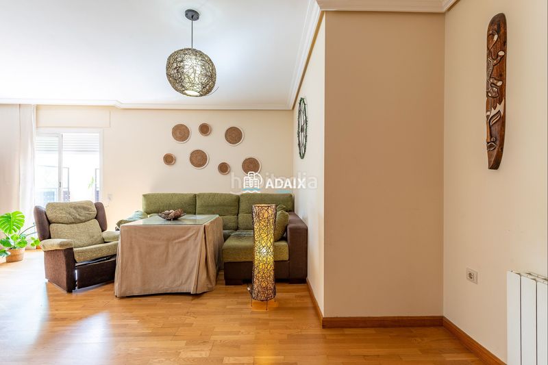 Foto 2c6c83d4-baae-4982-a4e1-c0ea771a6834. Pis amb calefacció aparcament piscina a Montesol - Mejostilla Cáceres