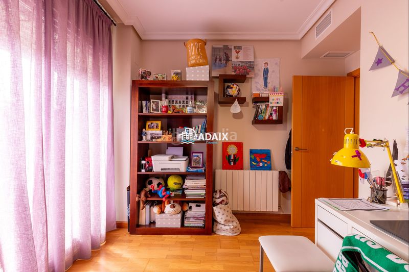 Foto 6585fb21-0bde-40ff-b9ce-2d5675d71c3f. Pis amb calefacció aparcament piscina a Montesol - Mejostilla Cáceres