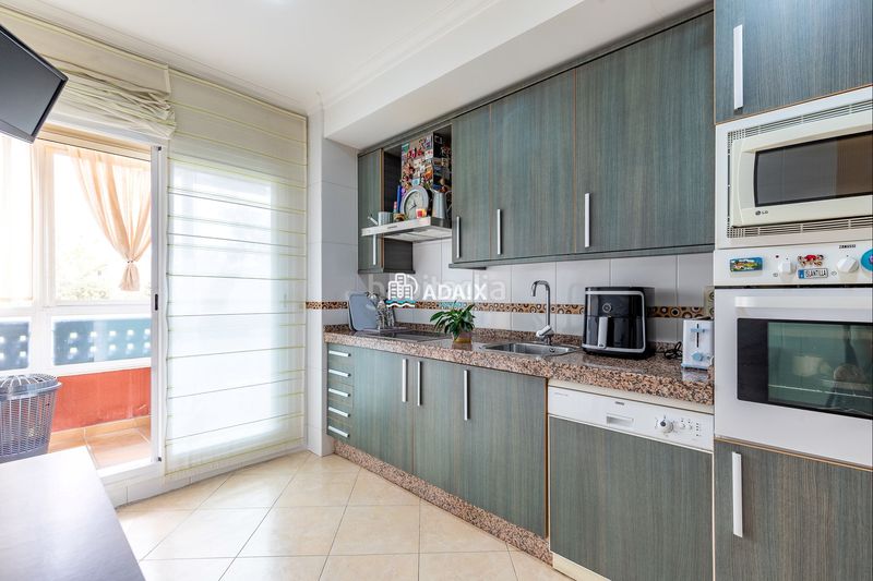 Foto b019b30c-5e3d-4ad3-9e10-3186b25b3649. Pis amb calefacció aparcament piscina a Montesol - Mejostilla Cáceres