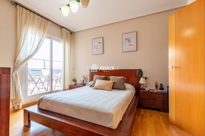 Foto d7c09412-00f9-4cfc-8d07-79639d160393. Pis amb calefacció aparcament piscina a Montesol - Mejostilla Cáceres