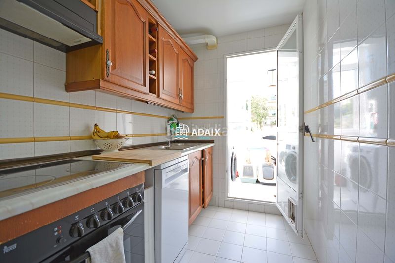 Foto ed25875f-559a-4c18-8345-94e68442deab. Pis amb aparcament a Casco Antiguo Cáceres