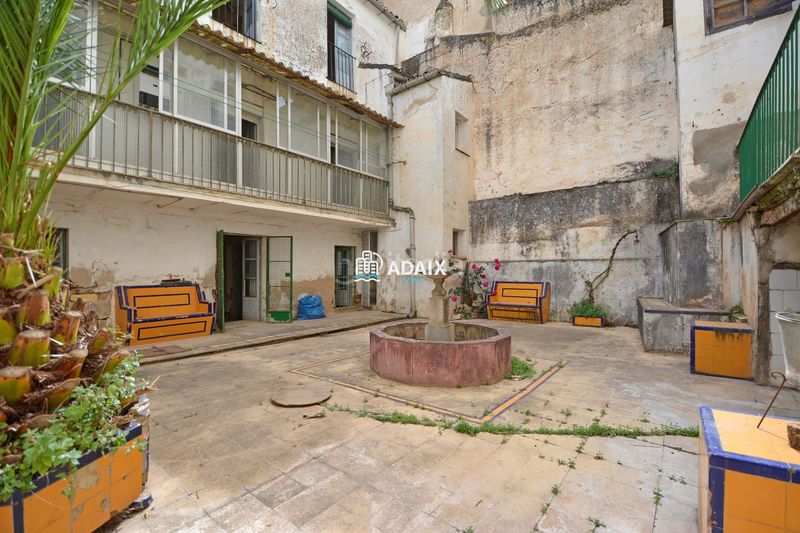 Foto bfdf9cd7-2a35-40d1-9133-5203cd79cf27. Edificio  en venta oportunidad única edificio histórico en el corazón calle barrionuevo casco antiguoubicado e en Cáceres