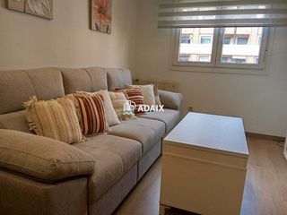 Rent Flat  Calle argentina. Encantador  apartamento de 2 dormitorios en excelente estado, si