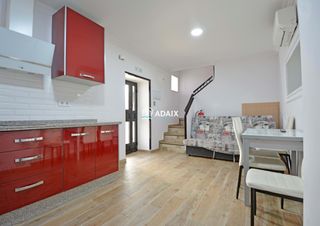 Semi detached house  Calle barrio de san antonio  de cáceres. Casa con licencia turística en venta en cáceres
