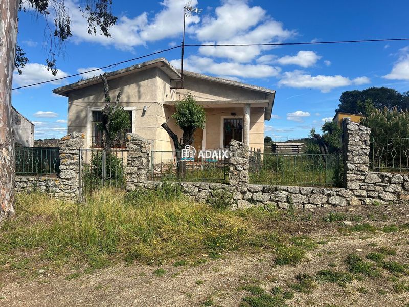 Foto f21c48ca-3122-45a1-8410-7d9dc17c6448. Casa a Casar de Cáceres