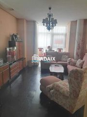 Appartamento  Avda virgen de la montaña. Piso de 2 dormitorios en buen estado, con terraza acristalada, g