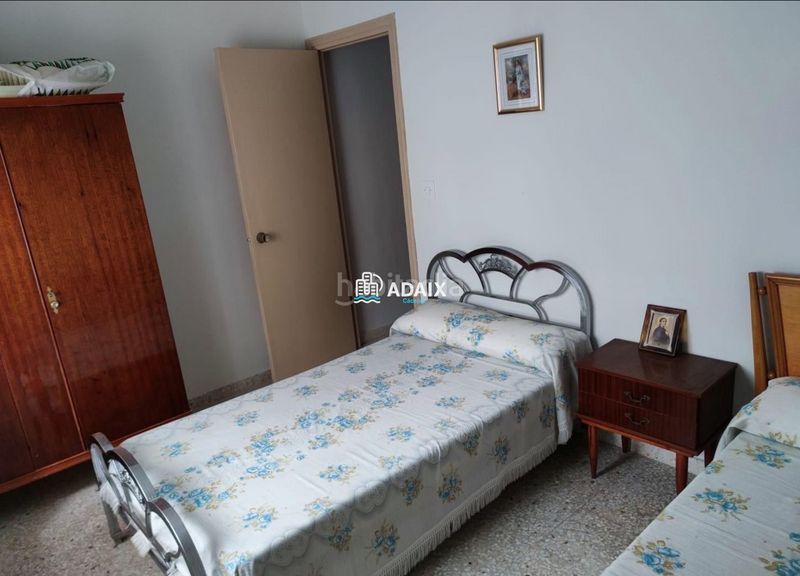Foto 32c0a156-fd14-41c2-b10b-7cdfe04c1806. Casa a Malpartida de Cáceres