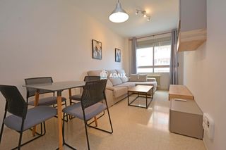 Location Appartement  Calle monfrague nº e de cáceres. Piso en alquiler en cáceres