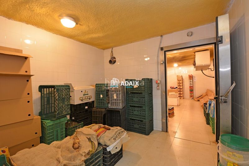 Foto fc221a99-0e7f-4a20-94f3-3be905c4f248. Local comercial a Centro Cáceres