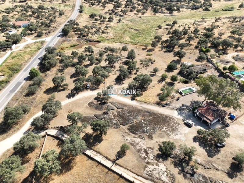 Foto dd37cb87-b93f-49d6-8809-287457e6c921. Casa amb piscina a Valdesalor - Rincón de Ballesteros Cáceres