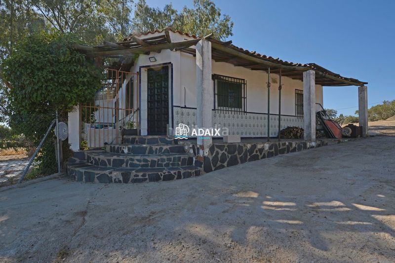 Foto f97bb48f-1f8d-4410-b902-1835c7d2540f. Casa amb piscina a Valdesalor - Rincón de Ballesteros Cáceres