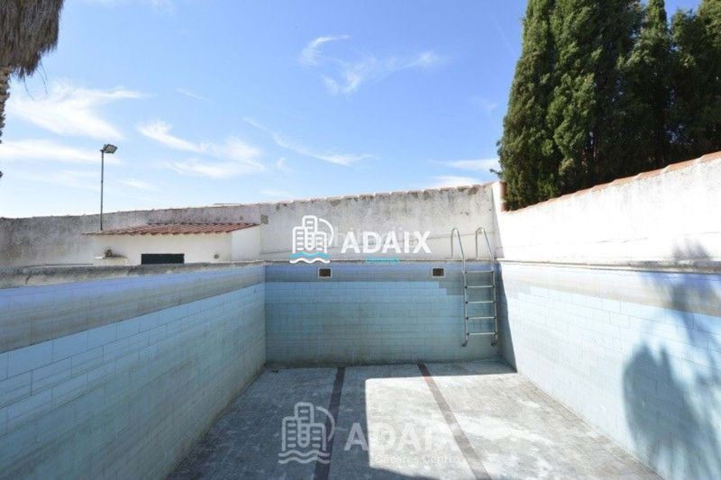 Foto 2edf3928-ded5-492b-adee-bf6a61aa7e02. Xalet amb aparcament piscina a Montesol - Mejostilla Cáceres