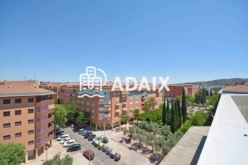 Foto af84beb3-8021-461c-a287-dca394150e27. Pis amb calefacció aparcament piscina a nuevo Cáceres Cáceres