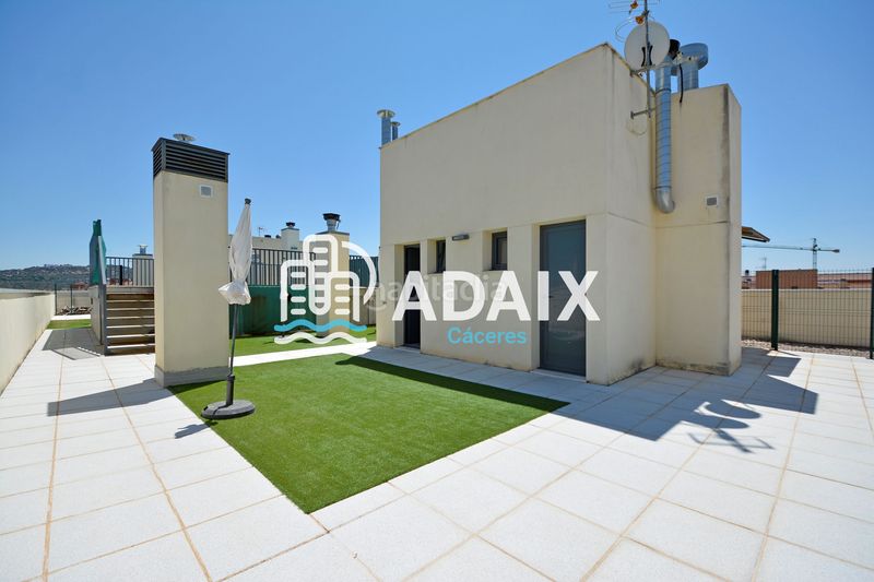Foto f2d9b888-1aa8-4f83-a561-7d4ceb86d01d. Pis amb calefacció aparcament piscina a nuevo Cáceres Cáceres