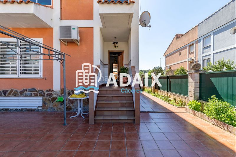 Foto 10291bed-ef4e-45a8-8571-1b089579da2c. Casa amb calefacció aparcament piscina a Montesol - Mejostilla Cáceres