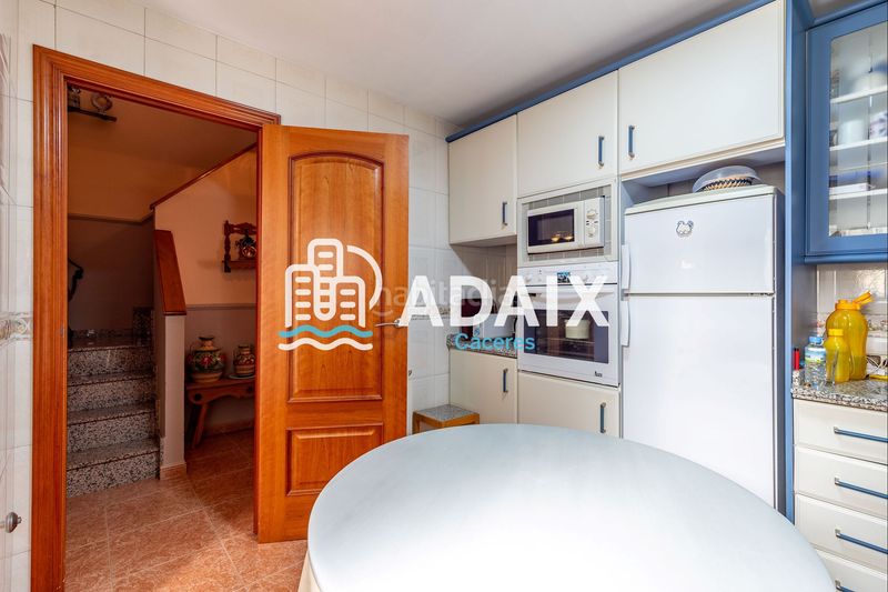 Foto be8f0882-245e-4954-a1c3-9b5bf9d7e438. Casa amb calefacció aparcament piscina a Montesol - Mejostilla Cáceres