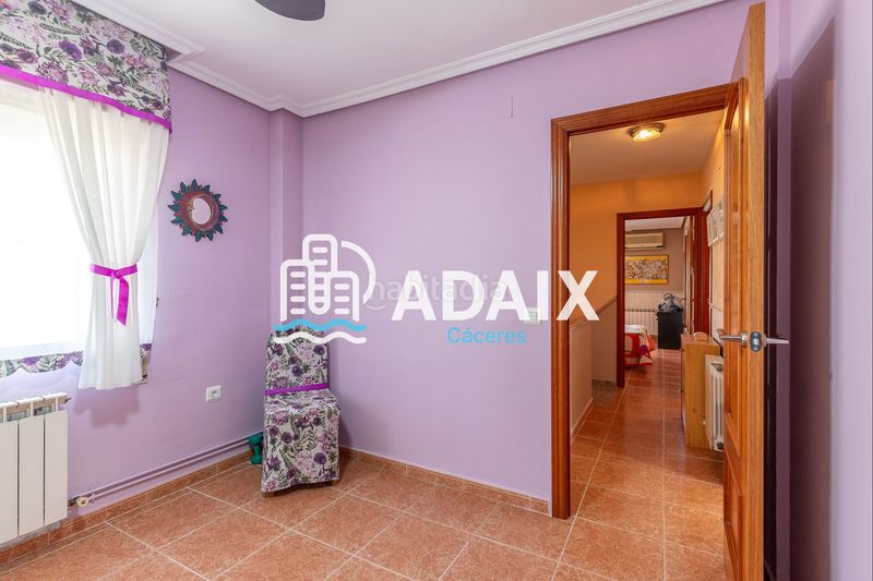 Foto ea17c988-529d-4379-84f6-92f6c6ff797c. Casa amb calefacció aparcament piscina a Montesol - Mejostilla Cáceres
