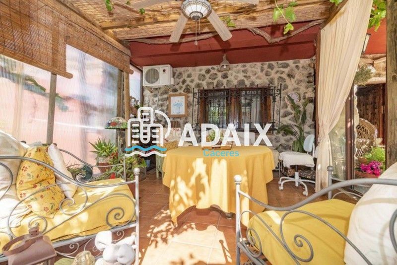 Foto d2668501-eaad-4363-a2d7-442387ff549e. Casa adossada a Campus Universitario Cáceres