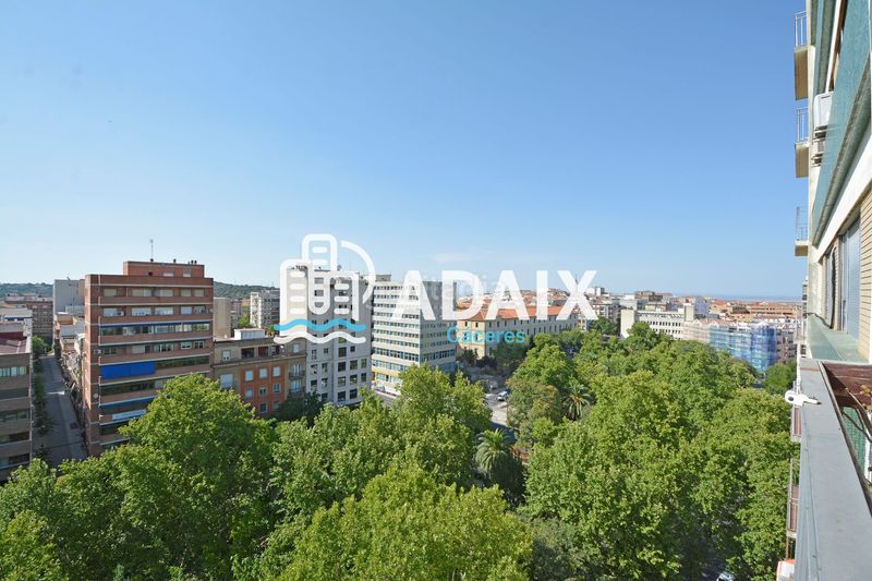 Foto 39026477-f440-4b7a-9546-300119149436. Pis amb calefacció aparcament a Centro Cáceres