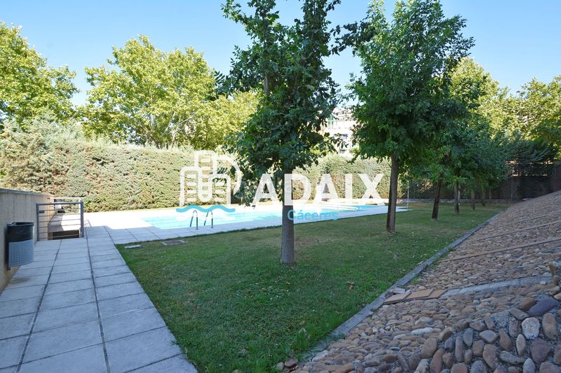 Foto b67106b5-bc17-4382-ae2c-2ca721c27515. Pis amb calefacció aparcament piscina a Ruta de la Plata Cáceres