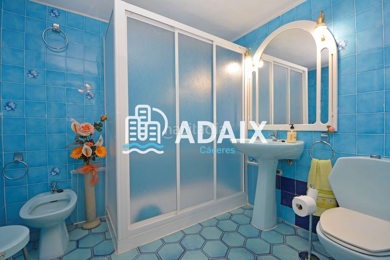 Foto 0aa289b1-e27e-4184-b317-9eac18dfe222. Casa adossada amb calefacció a Aldea del Cano