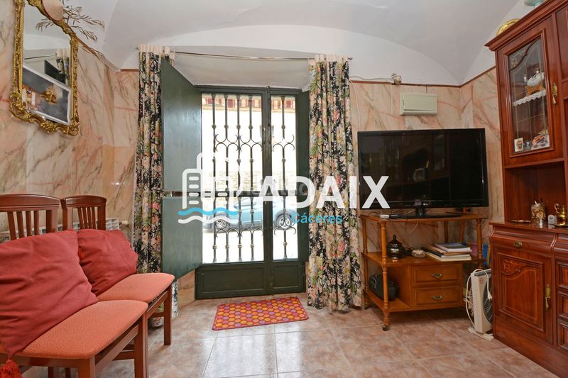 Foto fae28760-752a-4a50-8fa1-774b0426f36c. Casa adossada amb calefacció a Aldea del Cano