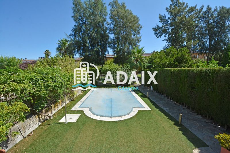 Foto 0ad445ca-5e30-4c2f-8c23-d75716138964. Casa amb calefacció piscina a Ruta de la Plata Cáceres