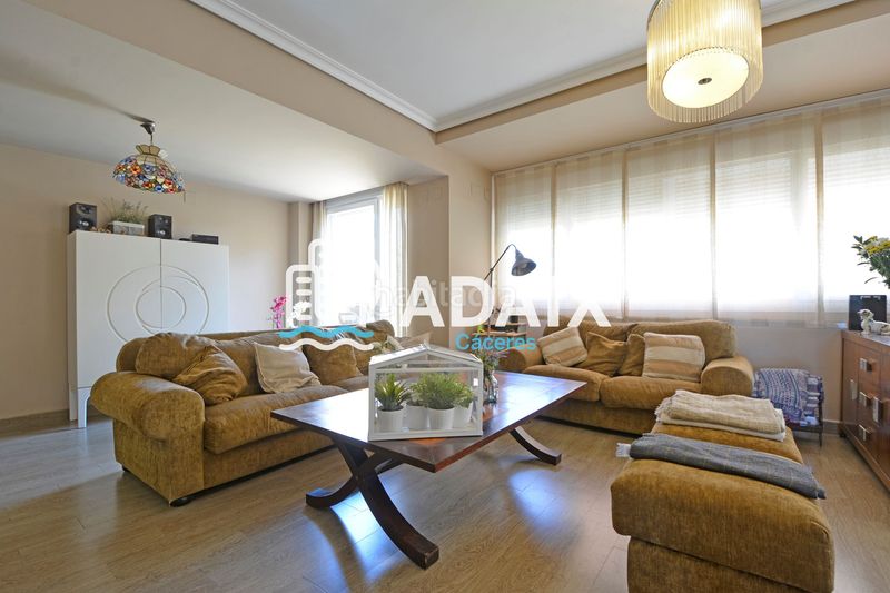 Foto b0d185d8-7666-45b1-a77c-28d1bda3bba6. Casa amb calefacció piscina a Ruta de la Plata Cáceres
