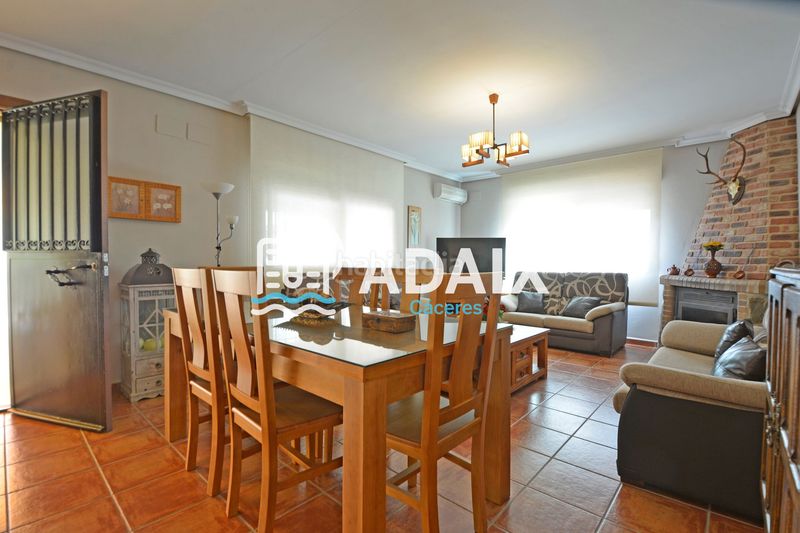 Foto 00ac8f36-3786-485b-9391-7e5d033f433f. Casa amb calefacció aparcament a Torreorgaz