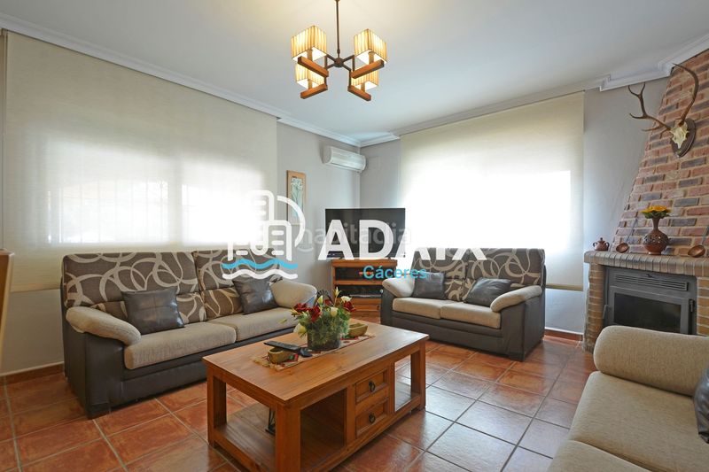 Foto 8b756a6d-2009-4a7c-b9e9-e95bc8c42584. Casa amb calefacció aparcament a Torreorgaz
