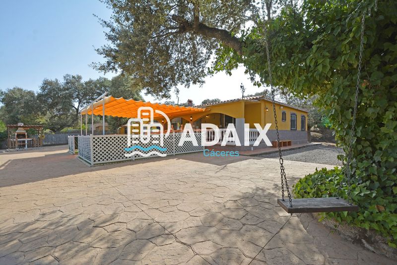Foto a6355c2b-acdf-4215-a30c-c7e45ea8b773. Casa amb calefacció aparcament a Torreorgaz
