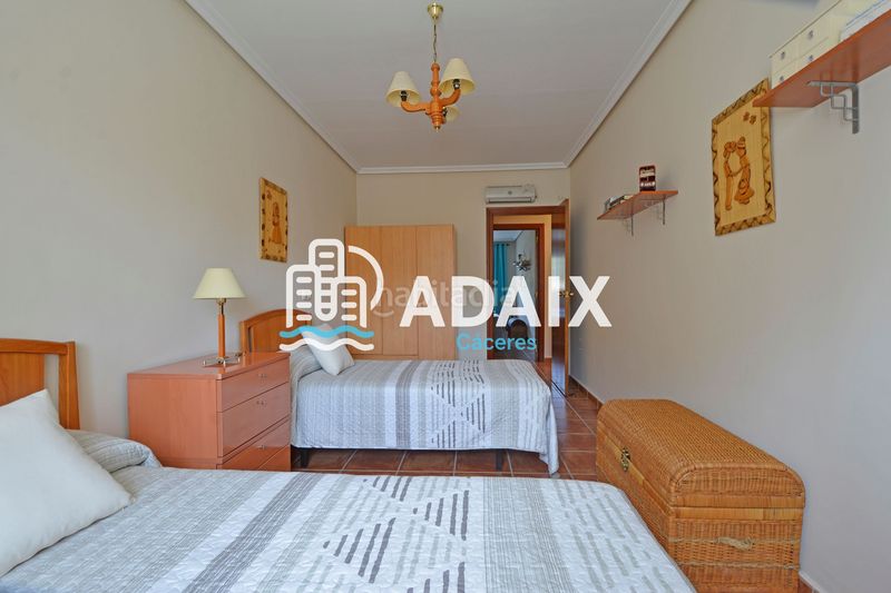 Foto bb666e4c-871e-4898-9e26-439ce960a52e. Casa amb calefacció aparcament a Torreorgaz