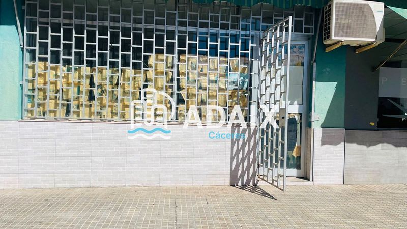 Foto 63ce50c3-cef4-4236-ba95-3d852be3ecff. Local comercial a Centro Cáceres