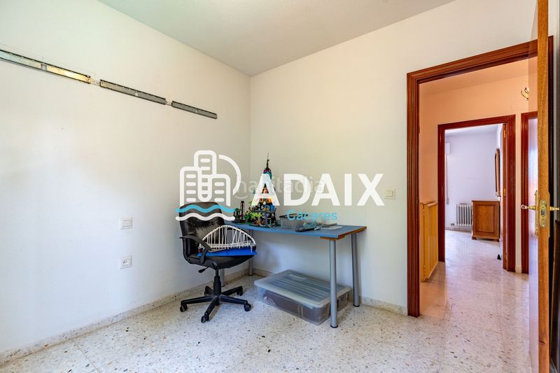 Foto bbf64e84-307d-4c19-b4fb-6f1afd27eb53. Casa amb calefacció a Casco Antiguo Cáceres