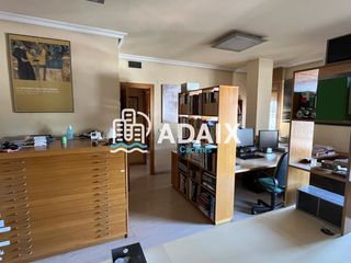 Bureau à AVDA. CLARA CAMPOAMOR