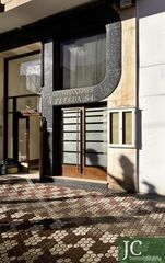 Local Comercial a Centro. Local exclusivo en pleno centro