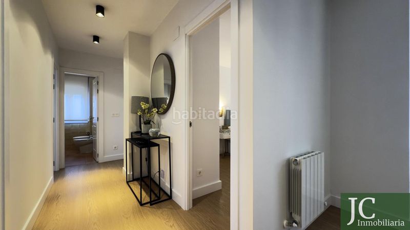 Foto cee3f064-69ed-439b-86c3-65d9dd072791. Pis amb calefacció a Zona Playa Laredo
