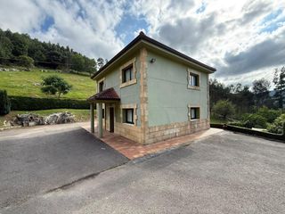 House  Barrio el rao. Casa con terreno en plena naturaleza